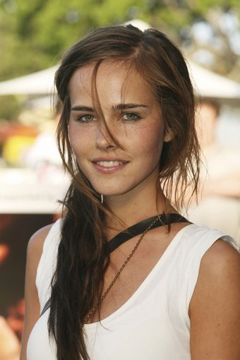 Isabel Lucas Pictures Hot